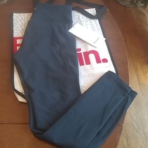 Lululemon Invigorate HR Tight 25", Sz 4